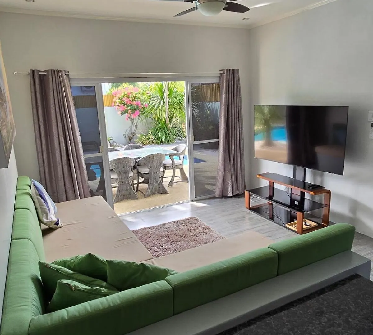 Two-Bedroom Private Villa With Spacious Pool Retreat Panglao